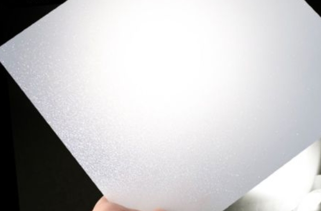 PC擴(kuò)散板的透光率是多少？